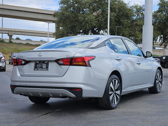 2021 Nissan Altima 2.5 SV 4