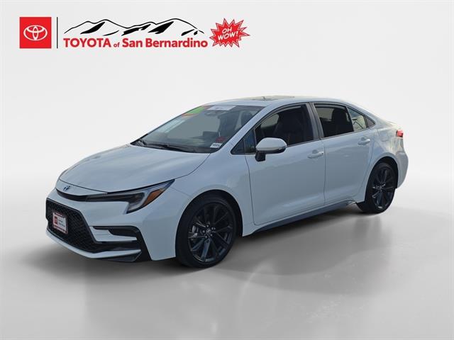 2025 Toyota Corolla SE's photo