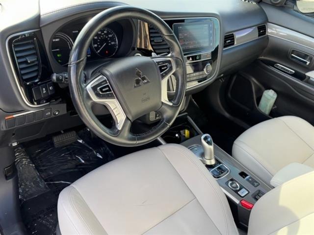 2019 Mitsubishi Outlander PHEV SEL 20