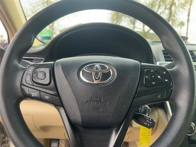 2016 Toyota Camry LE 25