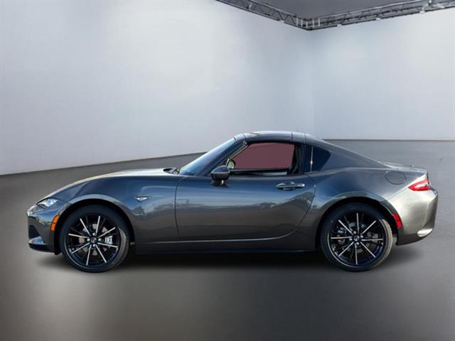 2024 Mazda MX-5 Miata RF Grand Touring 9