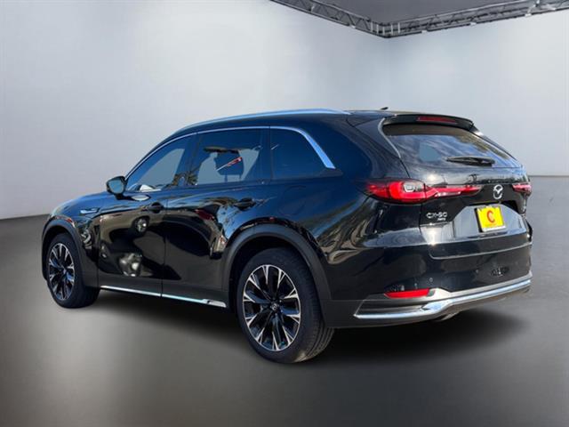 2024 Mazda CX-90 PHEV Premium 8