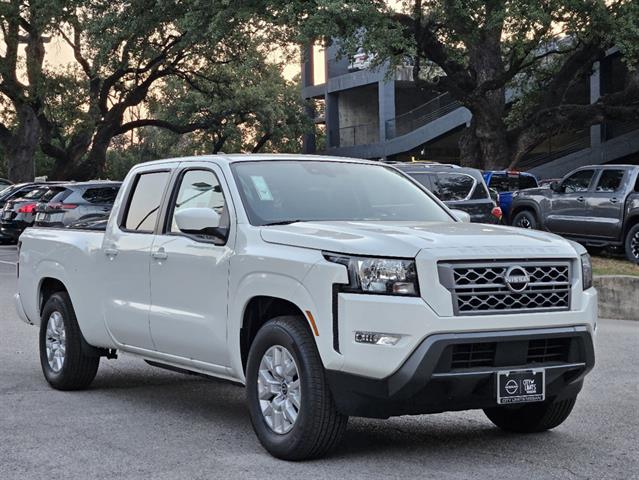 2024 Nissan Frontier SV 2