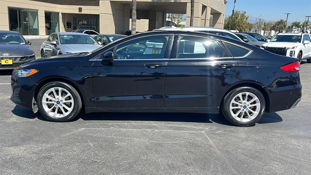 2020 Ford Fusion Hybrid SE 12