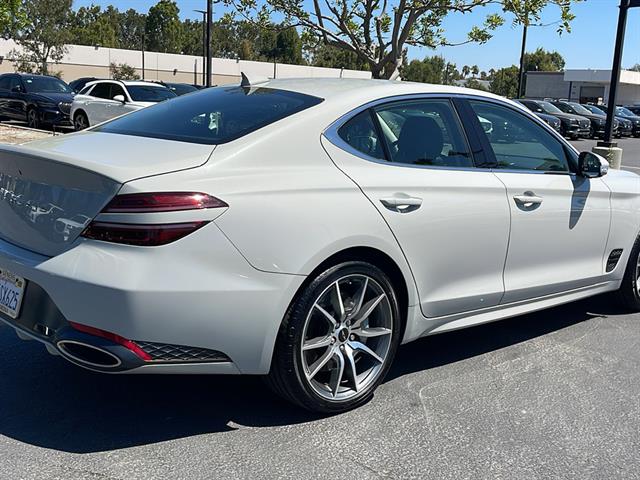 2024 Genesis G70 2.5T Standard 7