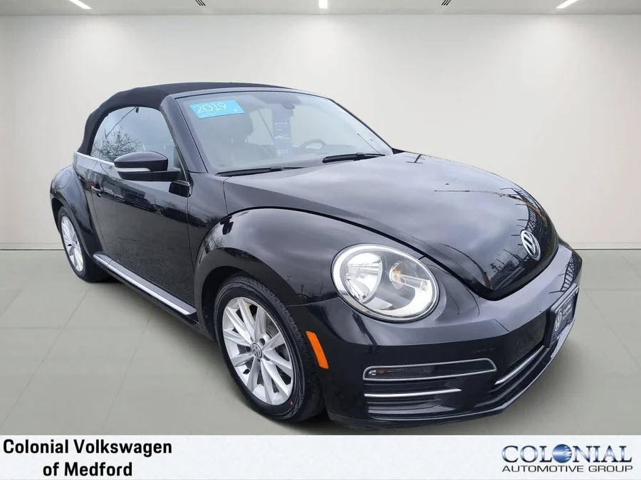 Pre-Owned 2019 VW Beetle SE