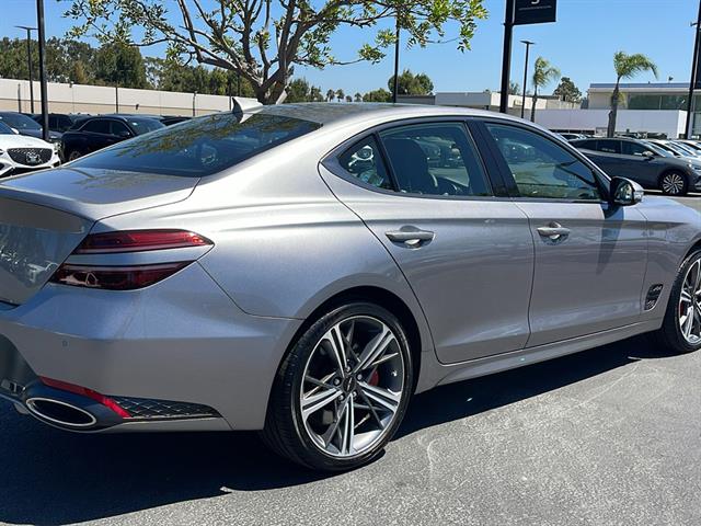 2024 Genesis G70 2.5T Standard 7