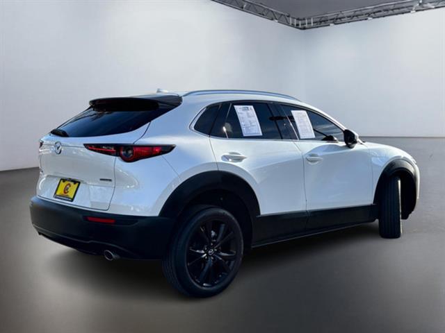 2021 Mazda CX-30 Premium 4