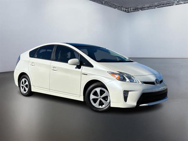 2012 Toyota Prius Base 4dr Hatchback 2