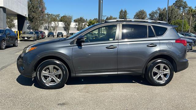 2015 Toyota RAV4 XLE 12