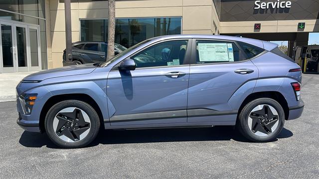 2024 Hyundai Kona Electric SE 12