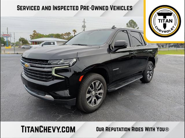 View vehicle photo 3