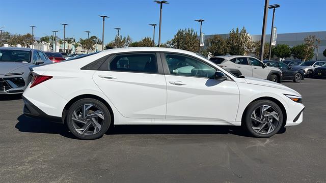 2025 Hyundai Elantra Hybrid Blue 6