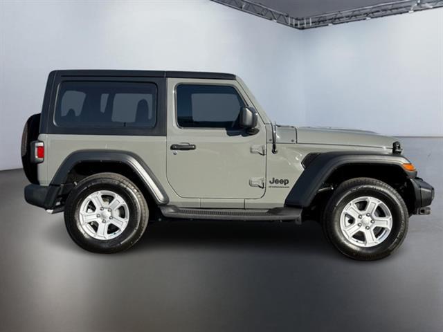 2023 Jeep Wrangler Sport S 3