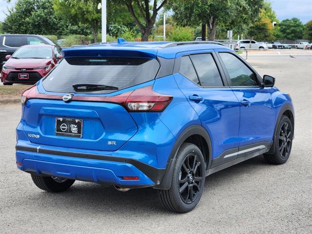 2024 Nissan Kicks SR 3