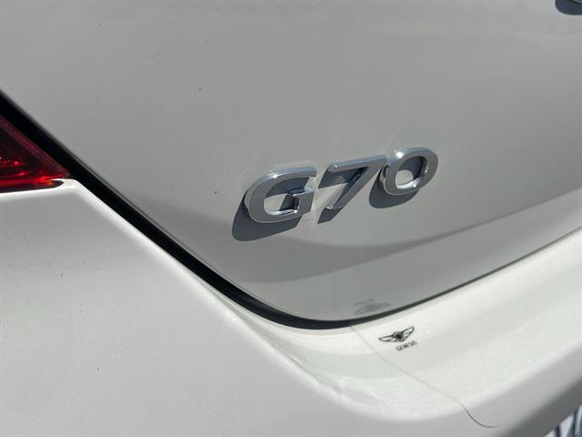 2024 Genesis G70 2.5T Standard 29