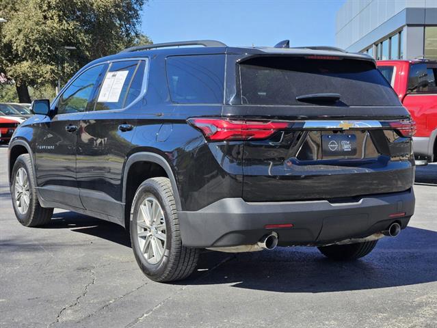 2023 Chevrolet Traverse LT Leather 3