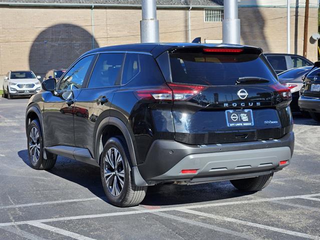 2023 Nissan Rogue SV 3