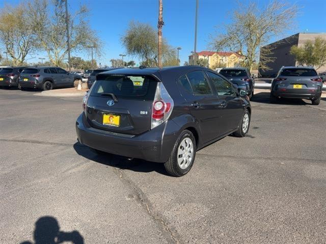 2012 Toyota Prius c Base 8