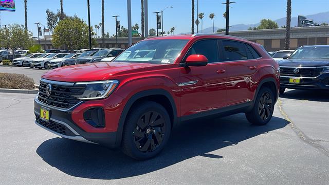 2024 Volkswagen Atlas Cross Sport SE 5