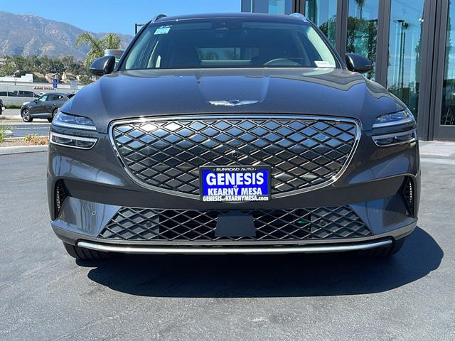 2025 Genesis Electrified GV70 Advanced 4