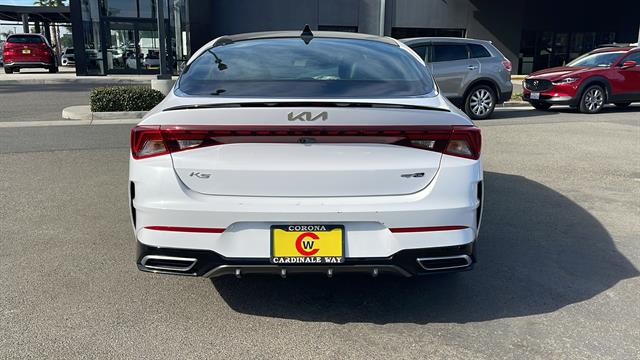 2022 Kia K5 GT-Line 9