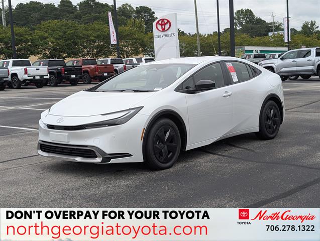 2025 Toyota Prius SE's photo