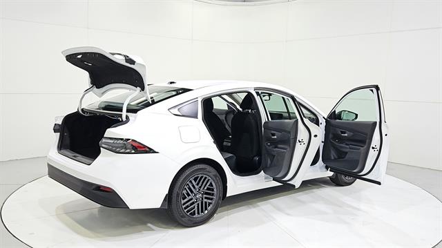 car-gallery-32