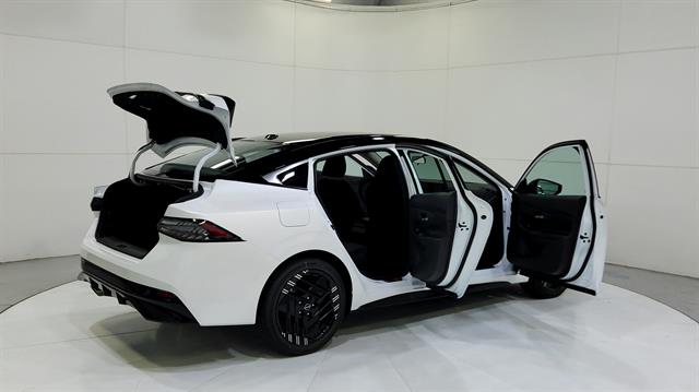 car-gallery-32
