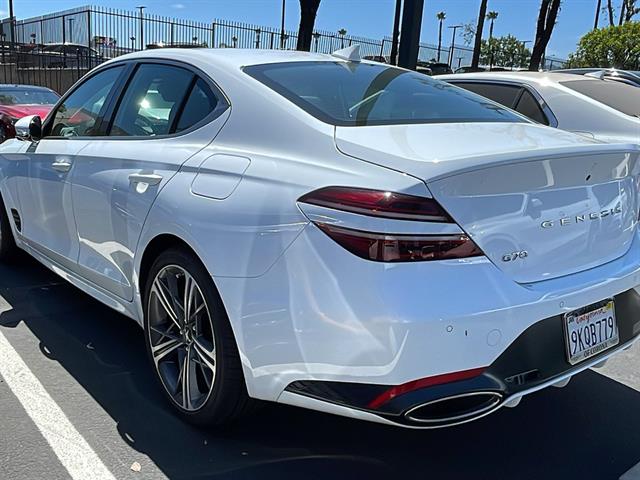 2024 Genesis G70 2.5T Standard 4