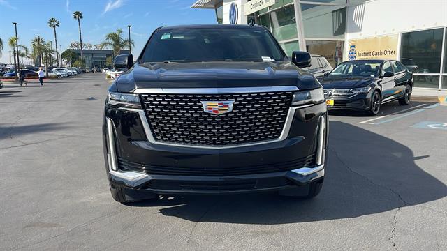 2022 Cadillac Escalade ESV Premium Luxury 3