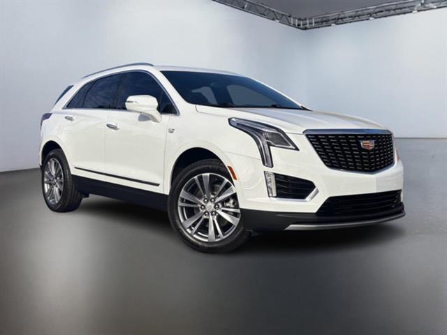 2024 Cadillac XT5 Premium Luxury 2