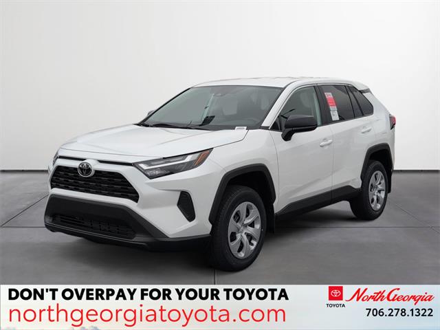 2025 Toyota RAV4 LE's photo