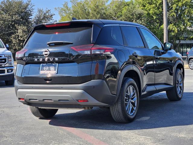 2023 Nissan Rogue S 4