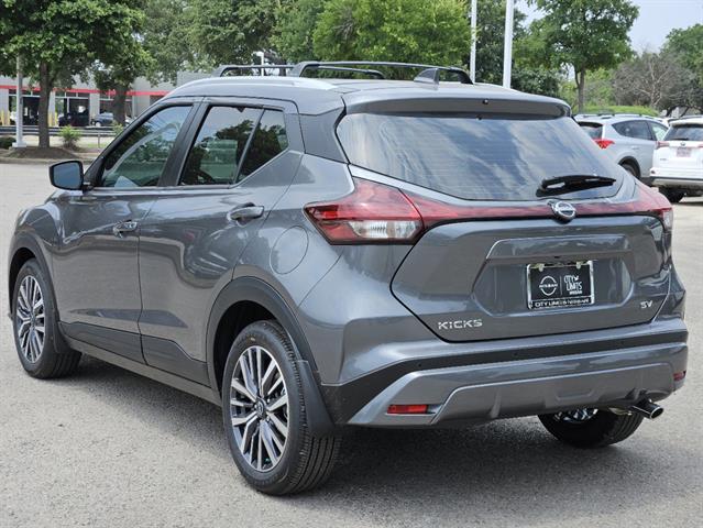 2024 Nissan Kicks SV 4