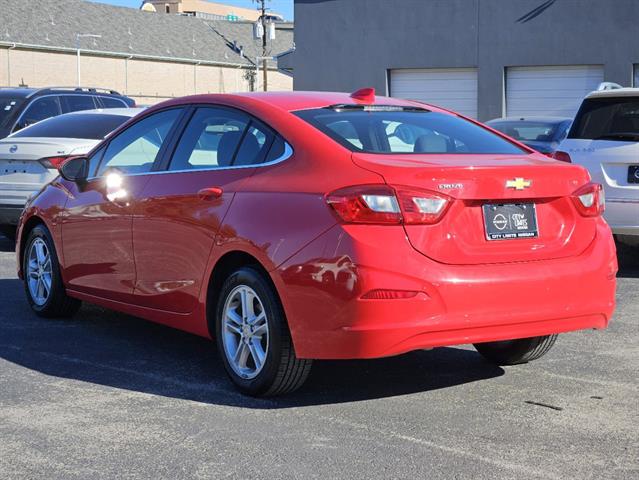 2018 Chevrolet Cruze LT 2