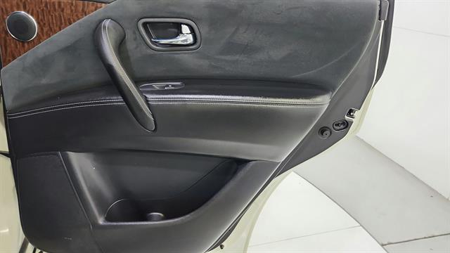 car-gallery-34