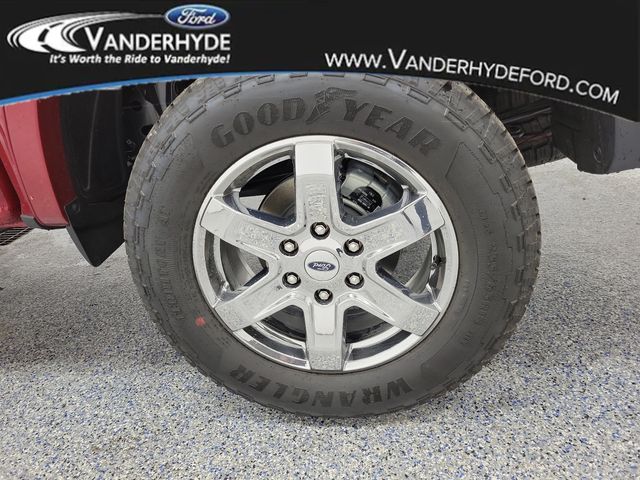 View vehicle photo 5