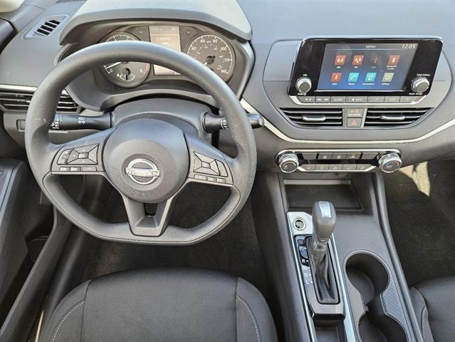 2024 Nissan Altima 2.5 S 19