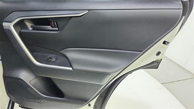 car-gallery-26
