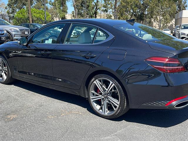 2024 Genesis G70 2.5T Standard 11