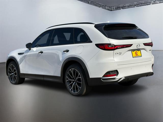 2025 Mazda CX-70 PHEV Premium Package 9