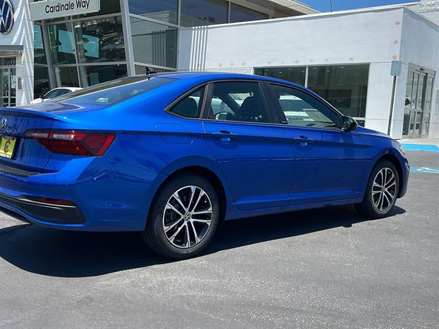 2024 Volkswagen Jetta Sport 9