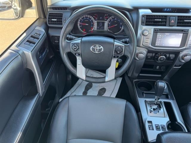 2018 Toyota 4Runner SR5 17