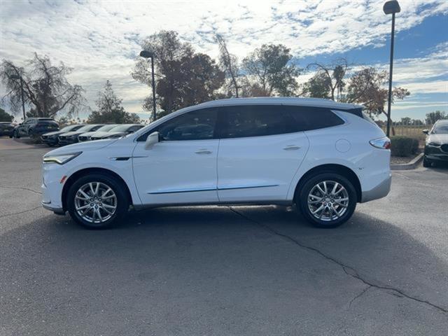 2023 Buick Enclave Essence 4