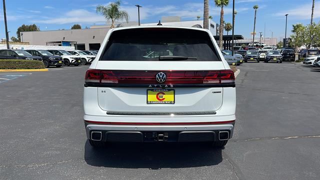 2024 Volkswagen Atlas Peak Edition SE 4Motion 8