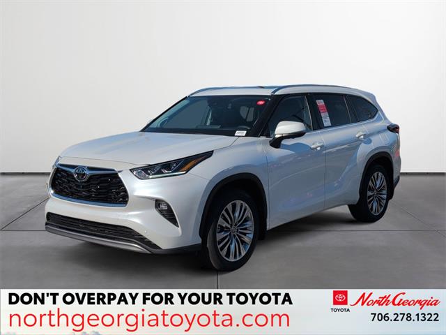2026 Toyota Highlander Platinum's photo