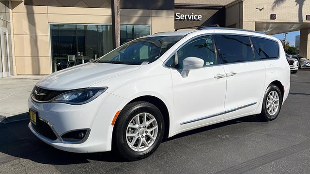 2020 Chrysler Pacifica Touring L 13