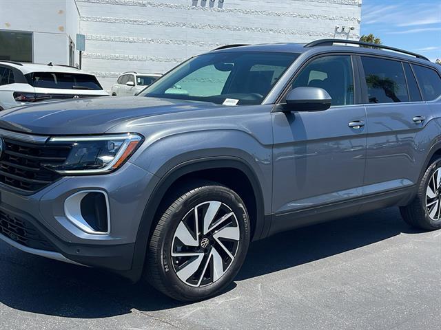 2024 Volkswagen Atlas SE 13