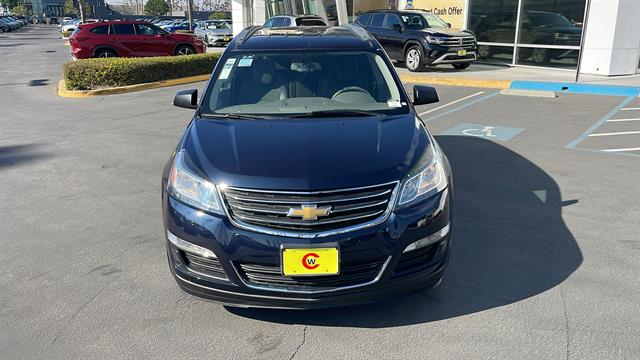 2015 Chevrolet Traverse LS 2